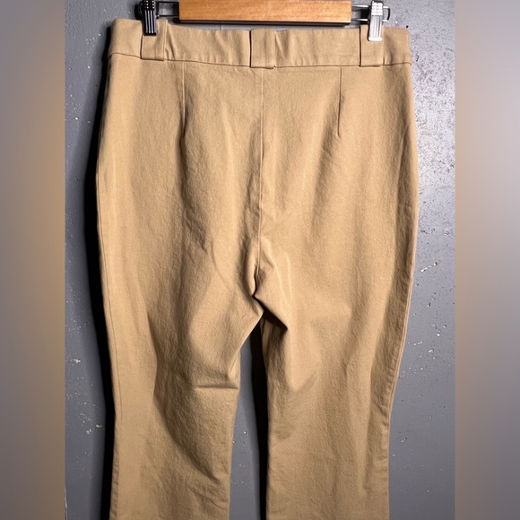 LILLY PULITZER 37" parrish bi-stretch crop flare pant in evening sand.  Size 12 - Picture 7 of 12